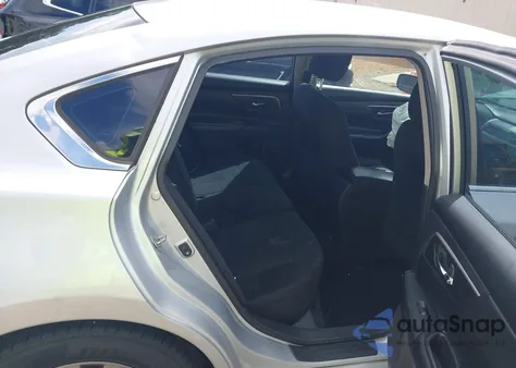 2015 Nissan Altima 2.5 S z USA, uszkodzony, nr VIN 1N4AL3AP3FN903589